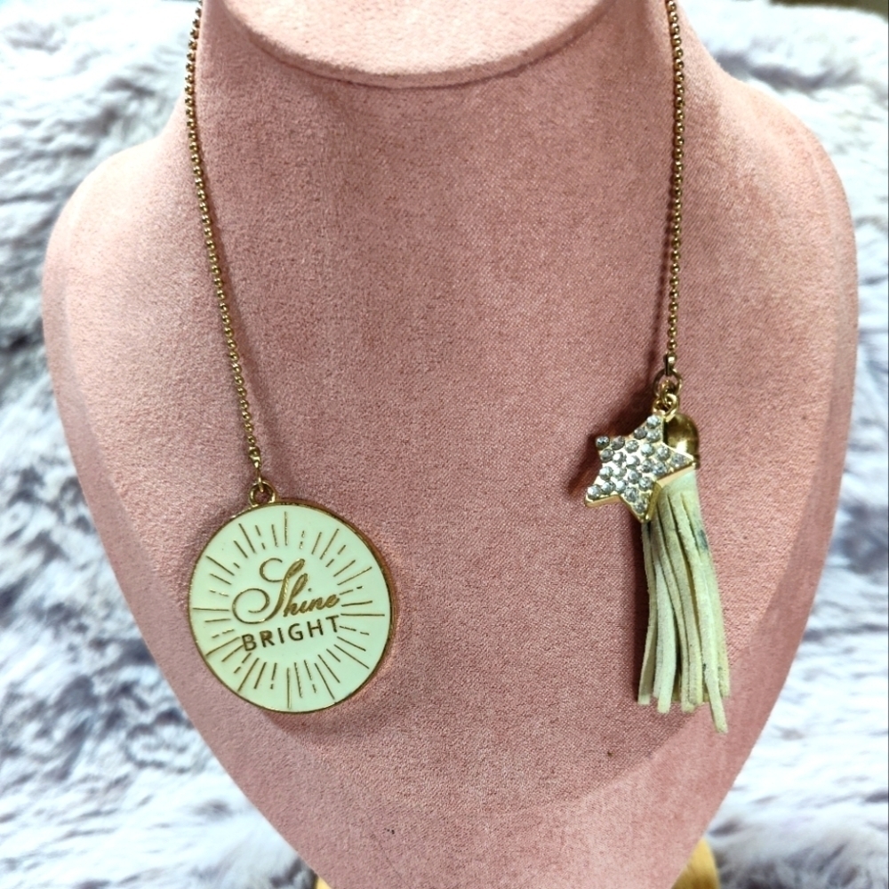 Medallion Enamel Pendant Star Rhinestones Cream Tassel Bookmark